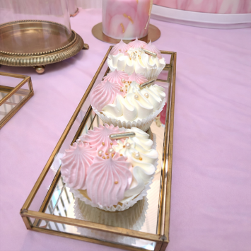 Rectangular tray