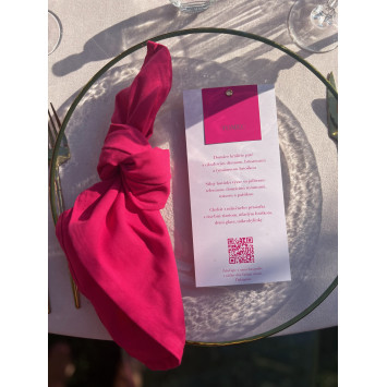 Cyclamen napkin
