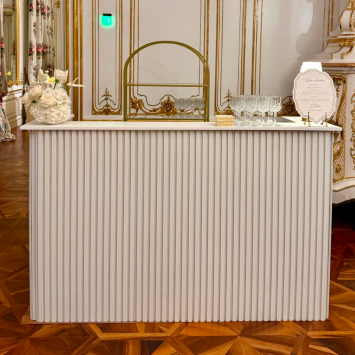 Čierny / biely bar